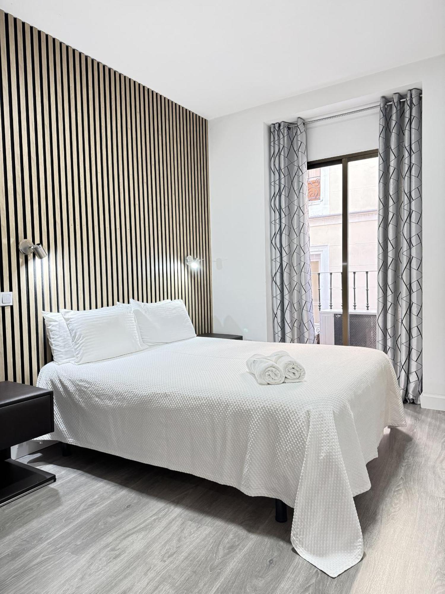 Apartamentos Day Madrid Callao Centro Gran Via Sol Malasana Exterior photo